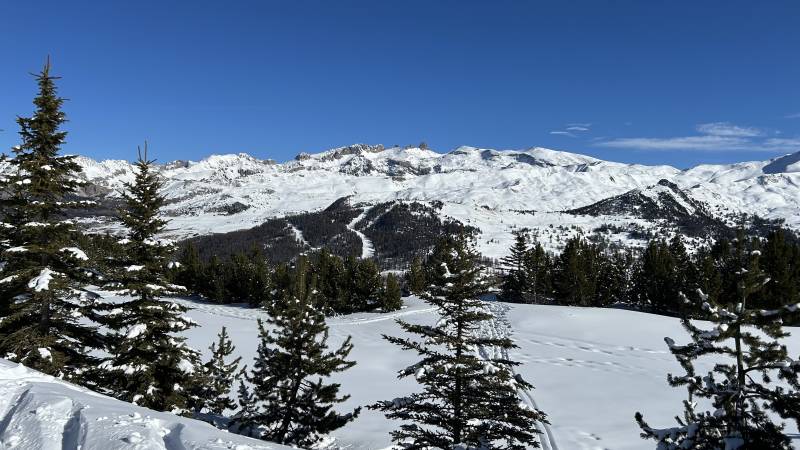 Ostéopathie et ski : préparer son corps avant un séjour à Vars